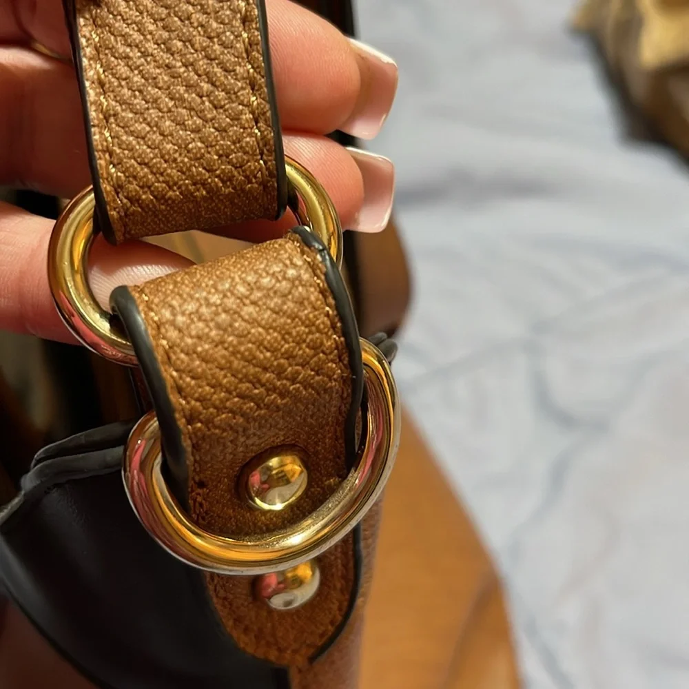 Gucci style bag brown and black with adjustable shoulder strap!! LIKE NEW!! - Picture 16 of 16
